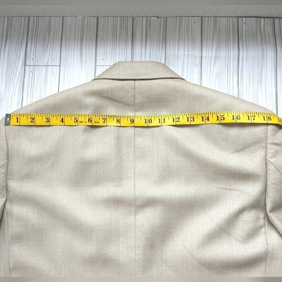 Oscar de la Renta Tailored Fit Wool Blazer in Sand Dune Size 10 / 12 - Picture 14 of 15